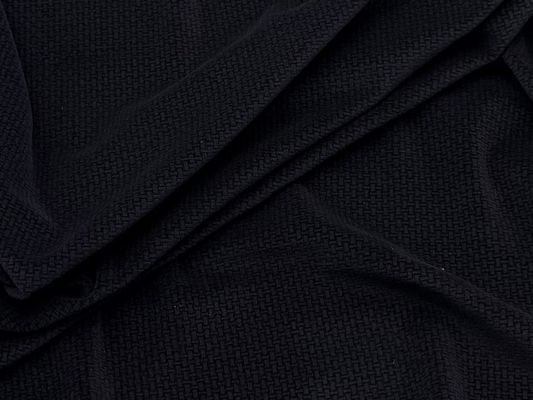 Mikro elastyczny aksamitny poliester. Idealny na sukienki.